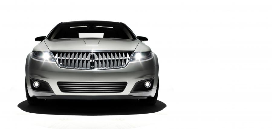  Lincoln MKS Concept 2005 года  (фото 2 из 4)